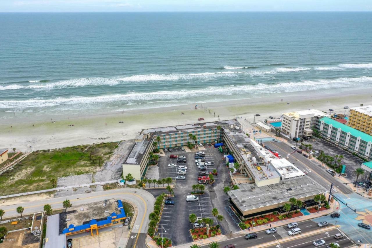 Ocean Breeze - Direct Ocean Front-Pool Is Open Apartment Daytona Beach Ngoại thất bức ảnh